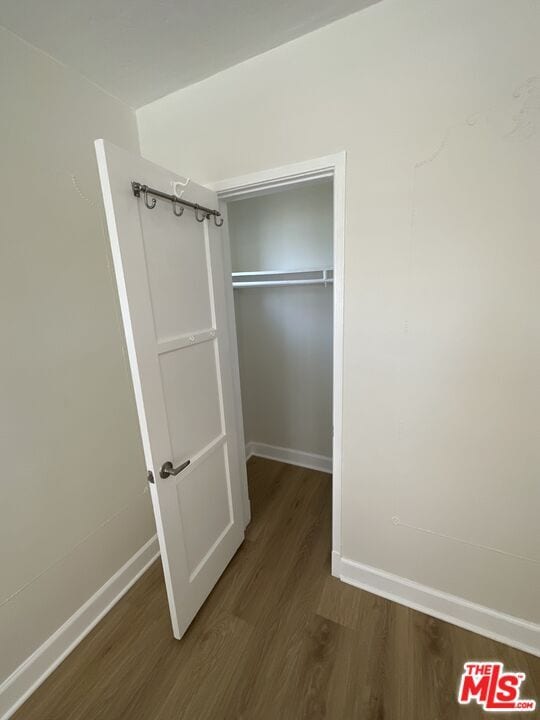 Building Photo - 10410 S Manhattan Pl