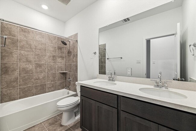 Building Photo - 9614 Angelina Water Dr