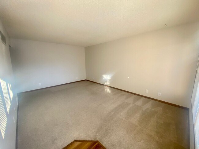 Building Photo - 4700 F St