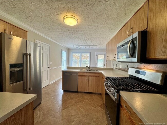 Building Photo - 250 Buhmann Dr