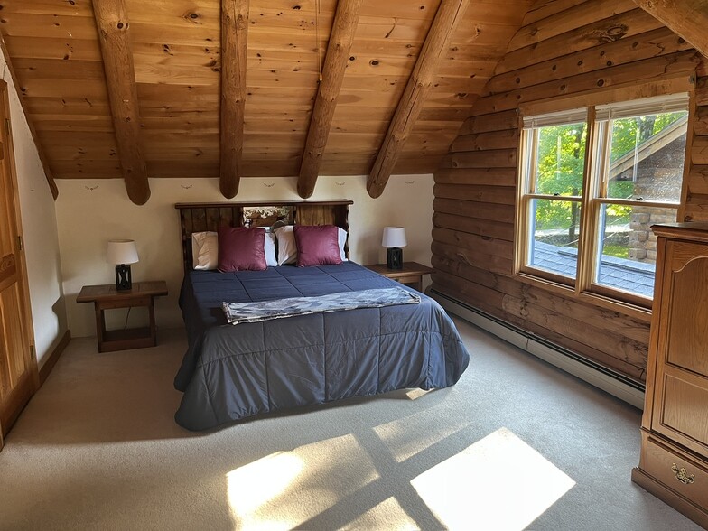 Bedroom view#1 - 137 Marshall St