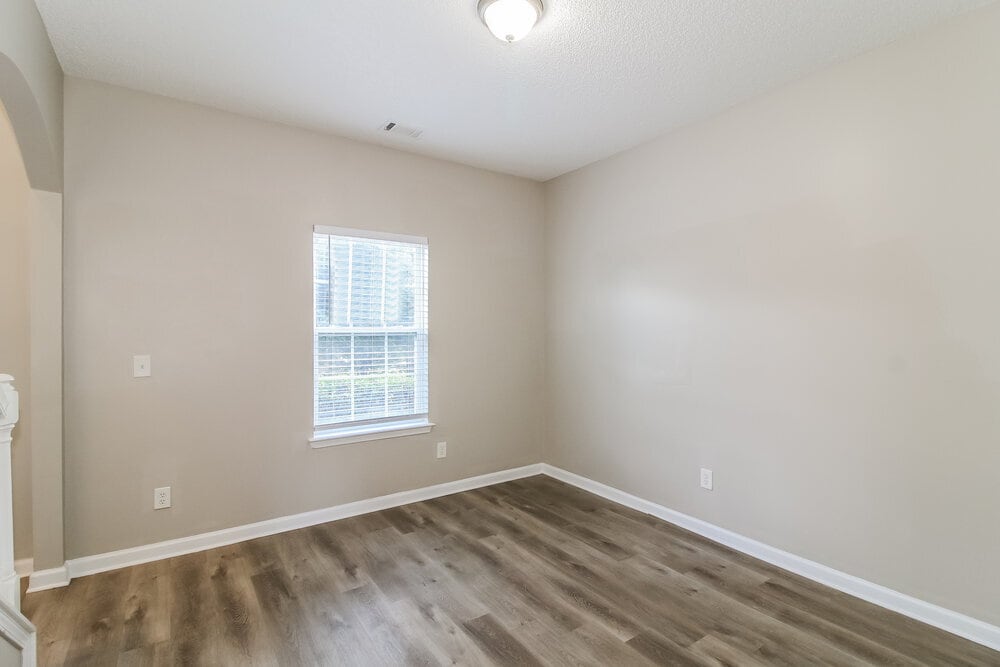 Building Photo - 6657 Delaware Bend