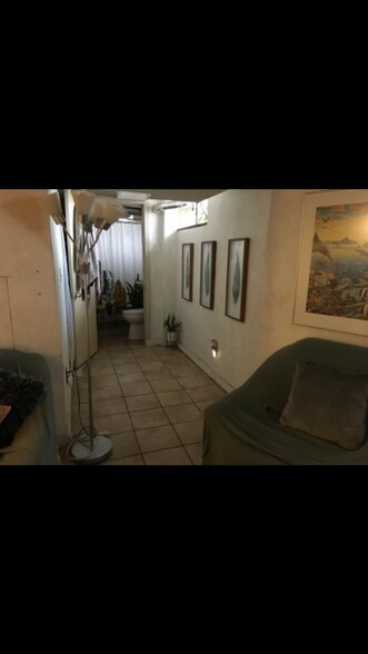 Hallway - 3200 21st Ave S
