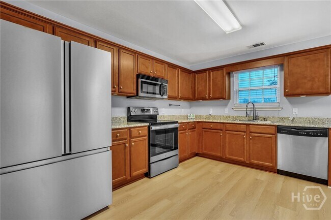 Building Photo - 50 Lake Shore Blvd