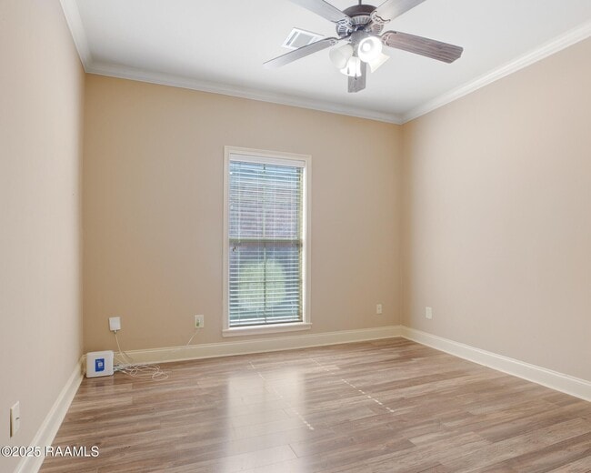 Building Photo - 201 Sandhill Crane Dr