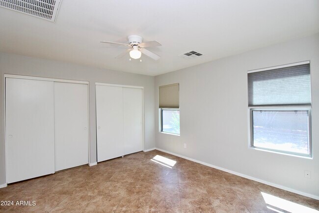 Building Photo - 2389 W Gold Dust Ave