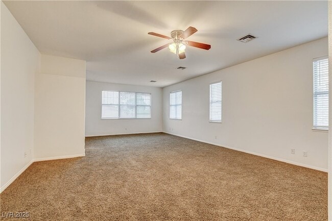 Building Photo - 136 Ultra Dr