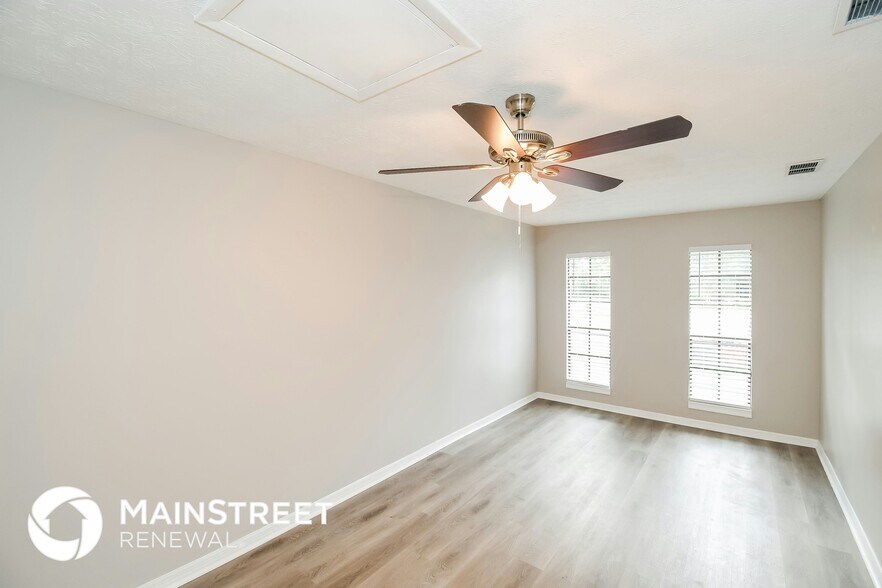 Building Photo - 8326 Santman Ct