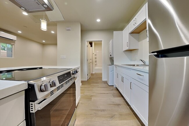 Building Photo - 10251029wo