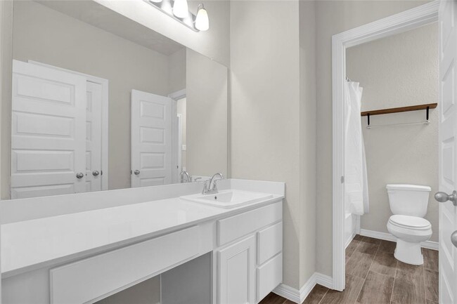 Building Photo - 6019 Marsh Lk Ct