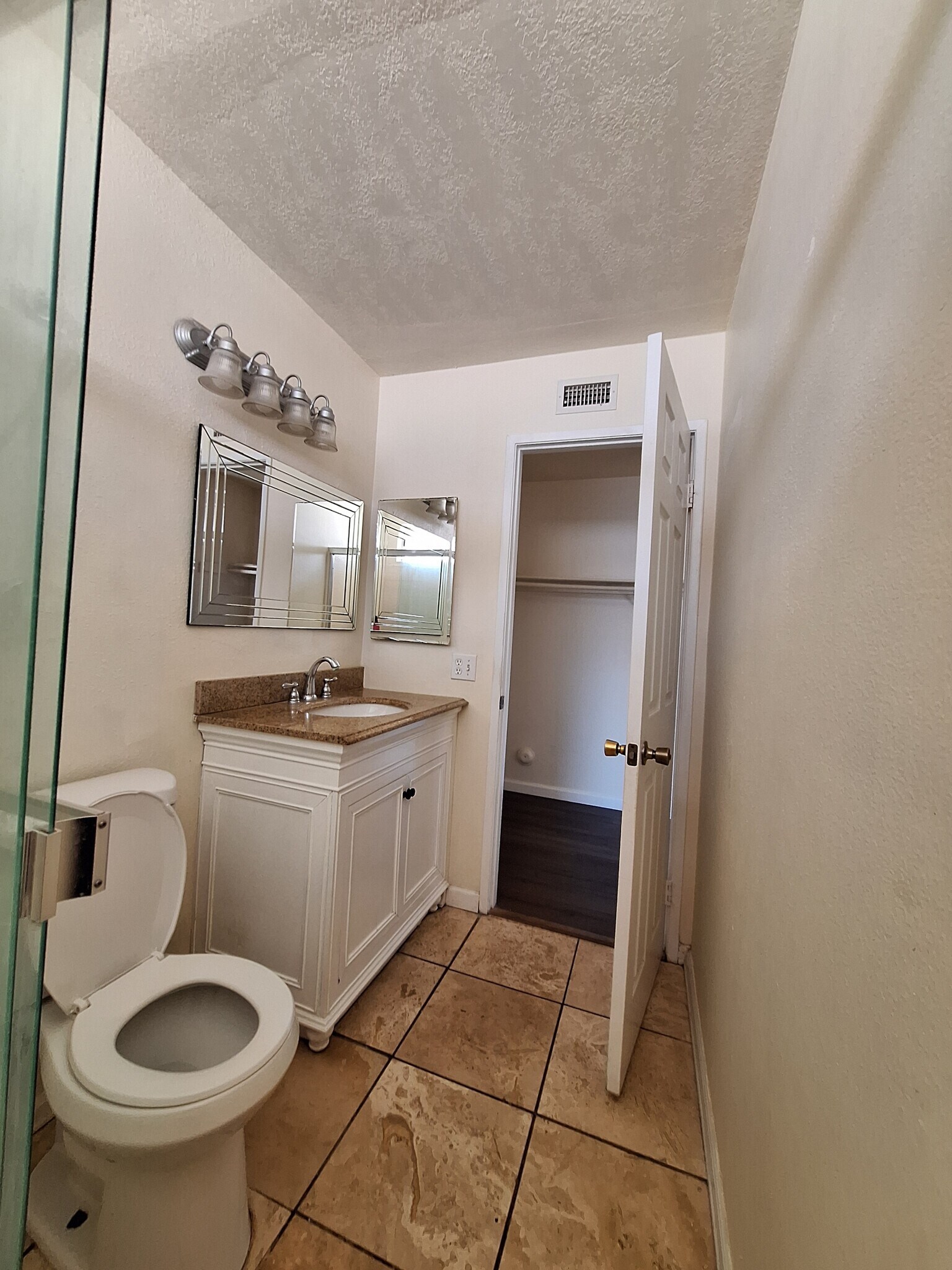 Building Photo - 9531 Montana Calva Cir