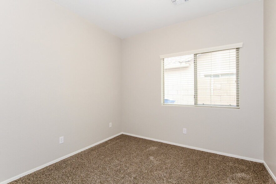 Building Photo - 17722 W Marshall Ln