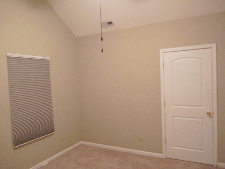 Master Bedroom - 1236 S Washington St