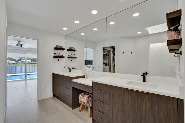 Building Photo - 4130 Georges Way
