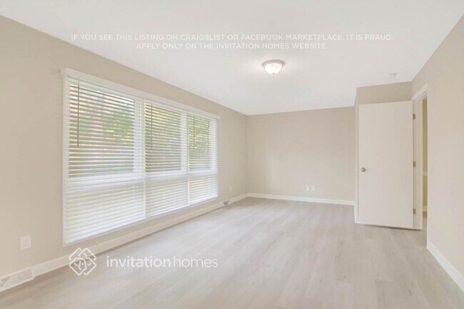 Building Photo - 101 Lyme Ct