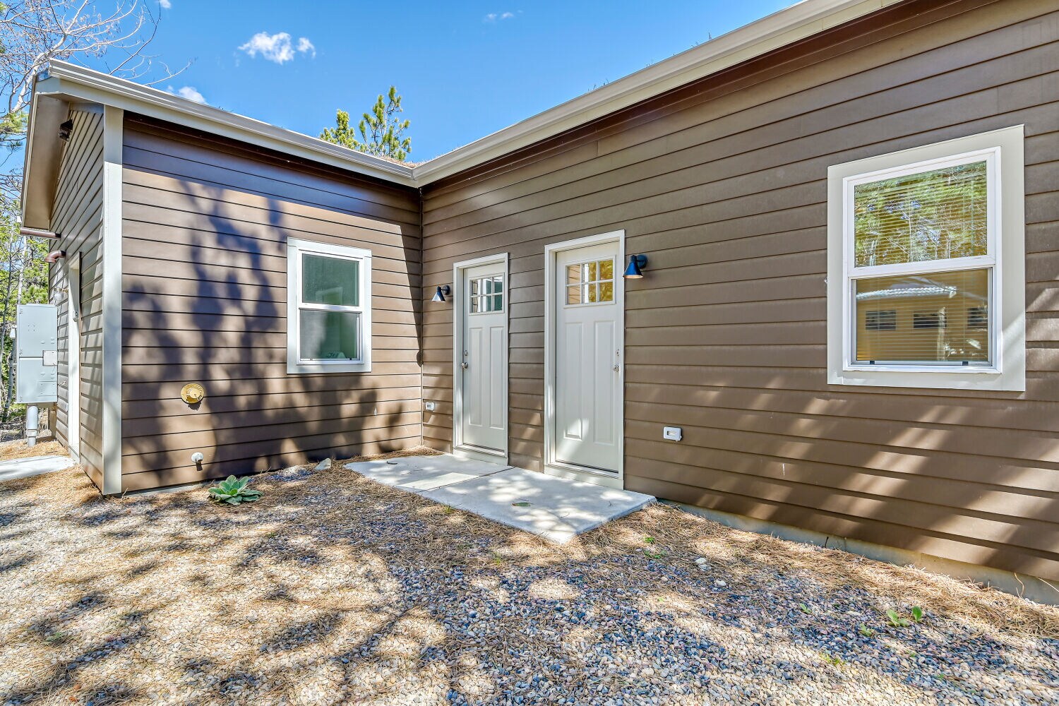 Building Photo - 196 S Caribou St