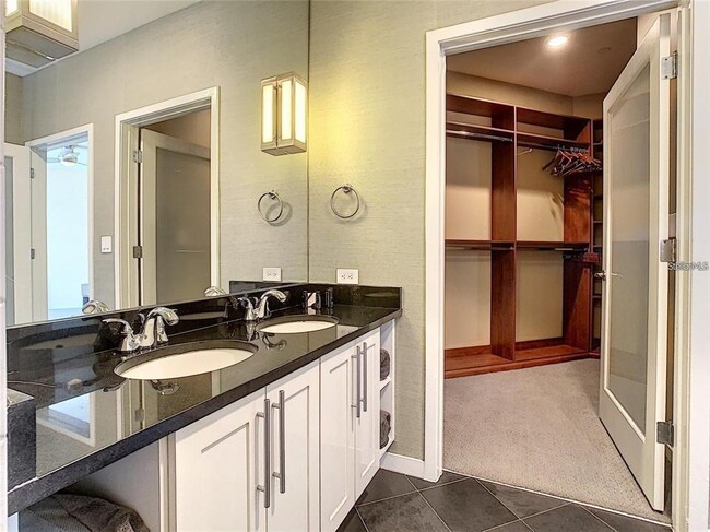 Building Photo - 1 S Eola Dr