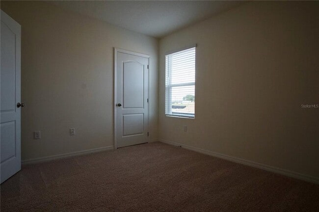 Building Photo - 1703 Post Oak Dr