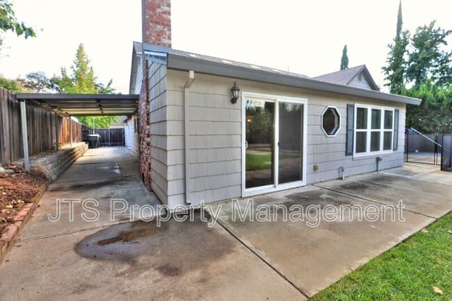 Building Photo - 9221 Rock Canyon Way