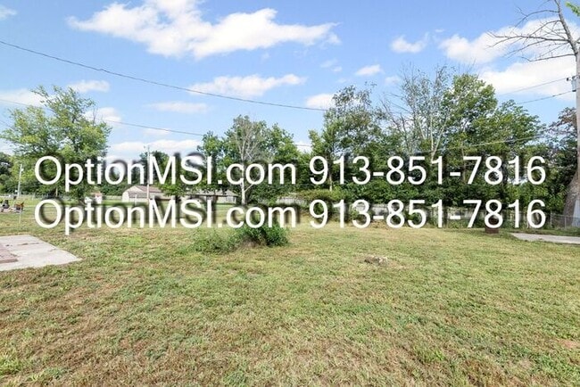 Building Photo - Beautiful 3-bedroom home now available!