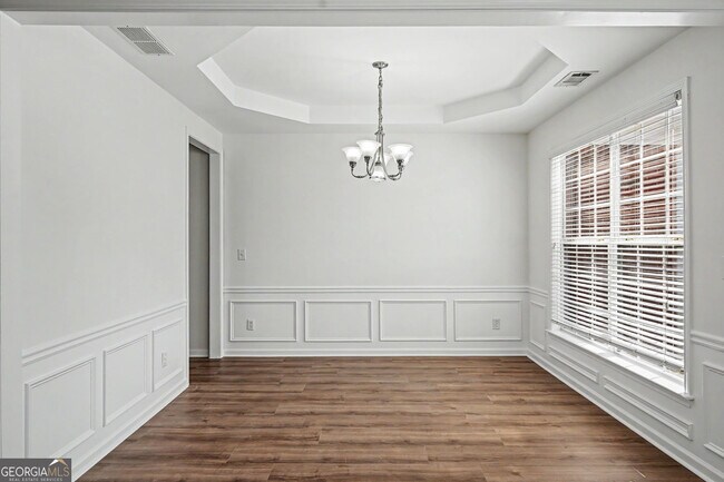 Building Photo - 8330 Grenadier Trail