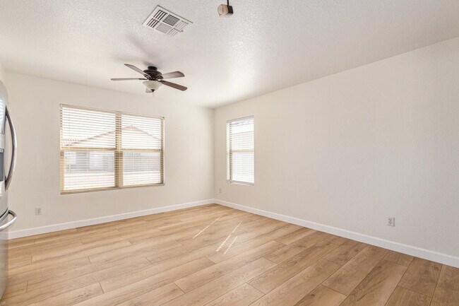 Building Photo - 23074 N 106th Ln