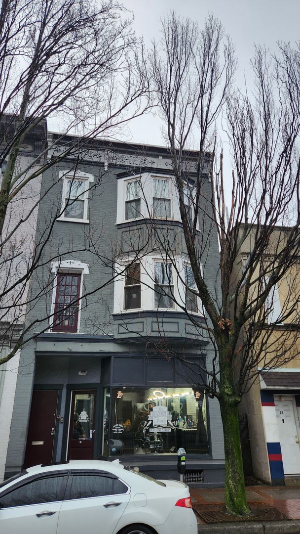 Primary Photo - 23 E.4th St