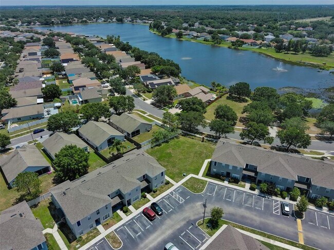 Building Photo - 12950 Kings Crossing Dr