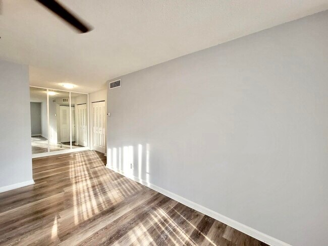 Building Photo - 1500 N Congress Ave