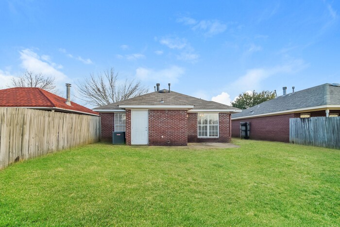 Building Photo - 5932 Freestone Pl