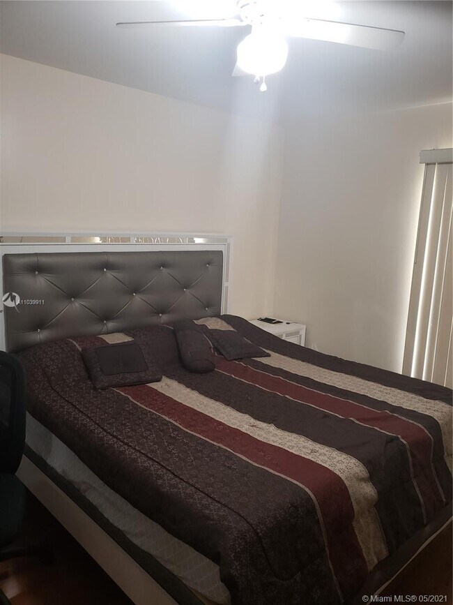 Building Photo - 15320 SW 106th Terrace