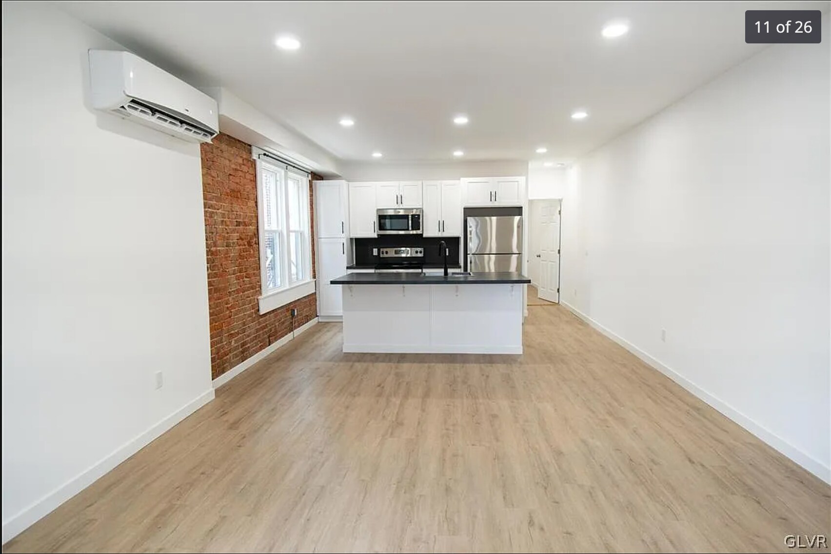 Building Photo - 1915 W Livingston St