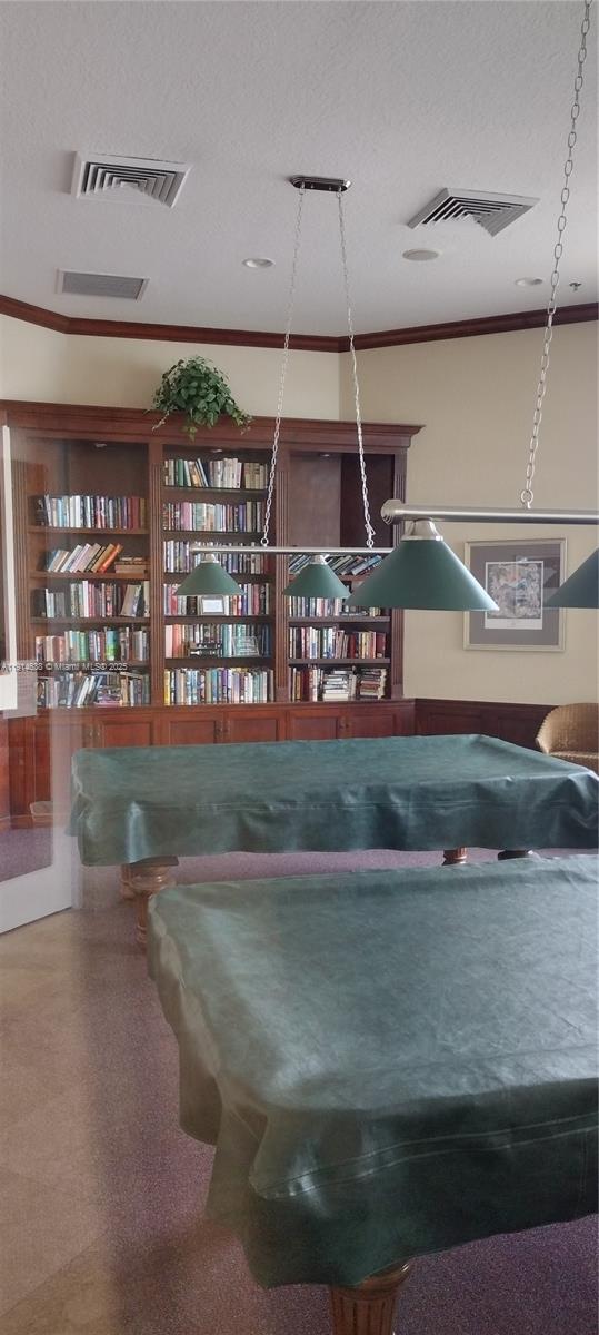 Building Photo - 8092 Driggs Hill