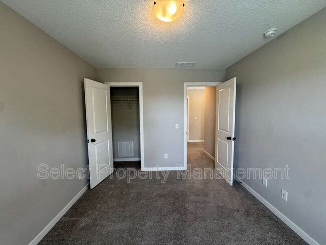 Building Photo - 5422 Copper Horse Trl