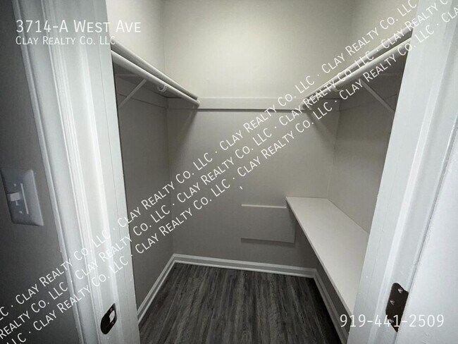 Building Photo - 3714 West Ave