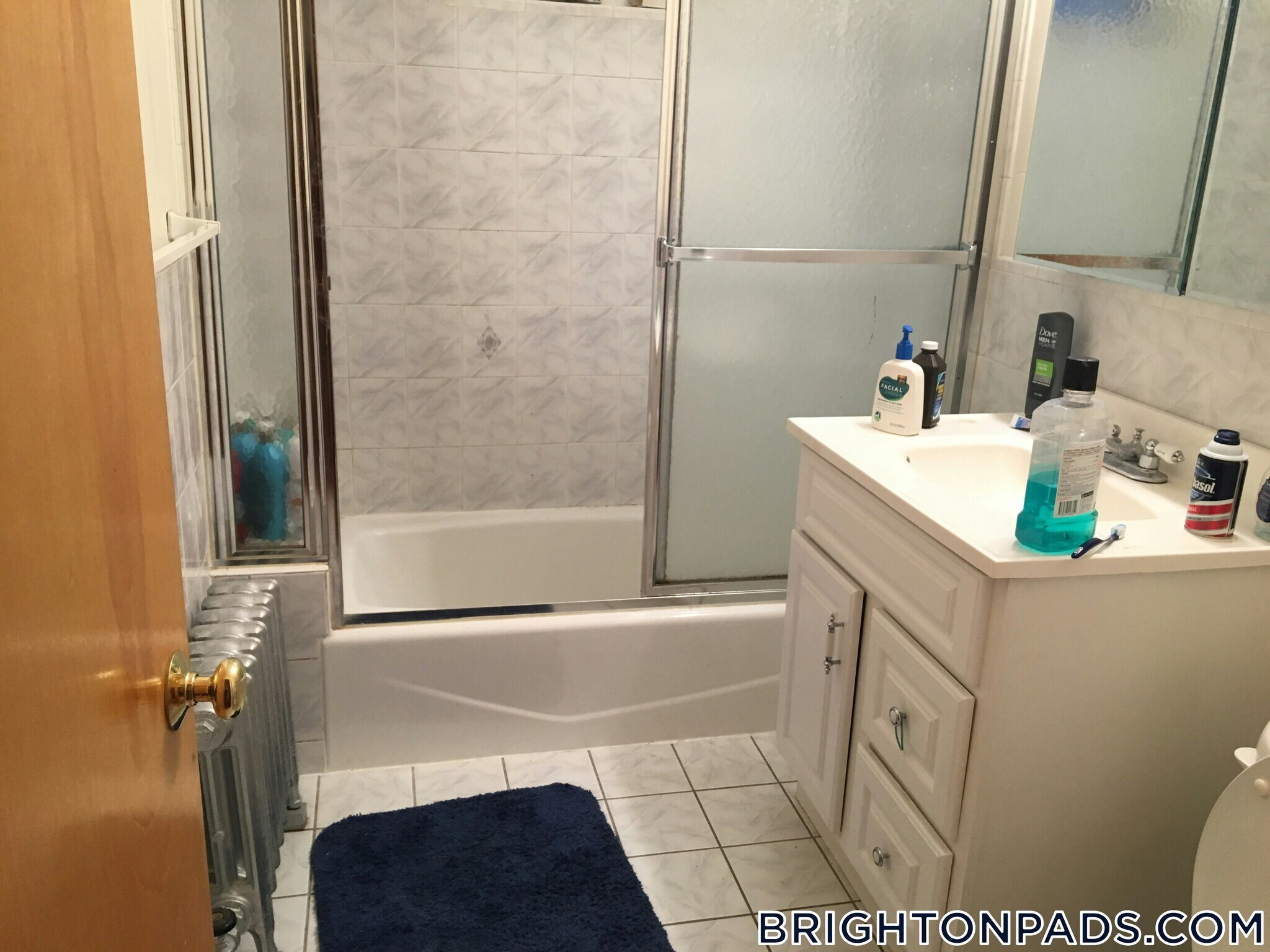 Building Photo - 12 Montcalm Ave