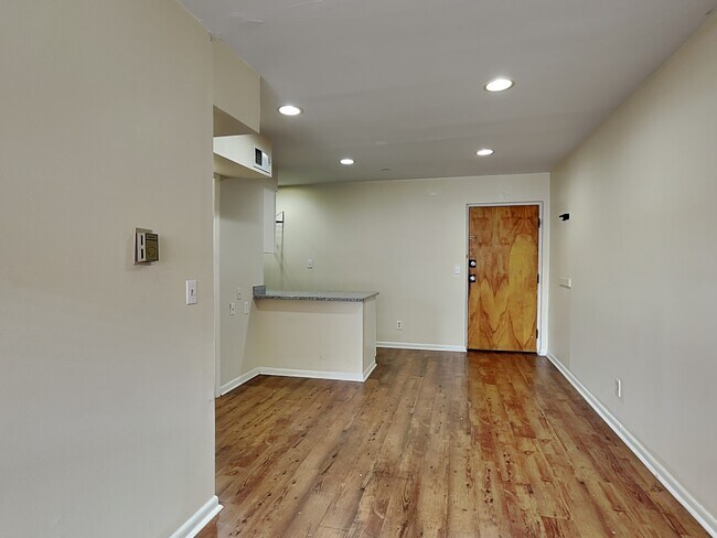 Building Photo - 31 Chittenden Ave