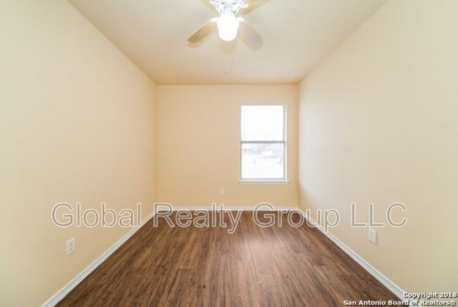 Building Photo - 1017 Schertz Pkwy