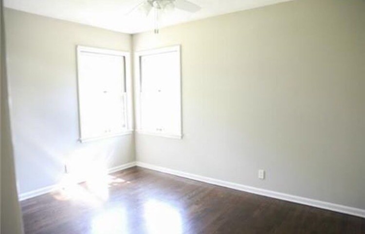 Building Photo - 4200 W 55th St