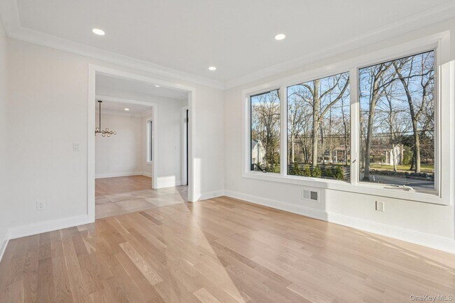 Building Photo - 400 Phillips Hill Rd