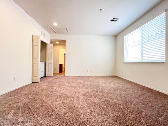Building Photo - 6234 Buffalo Spring Ct