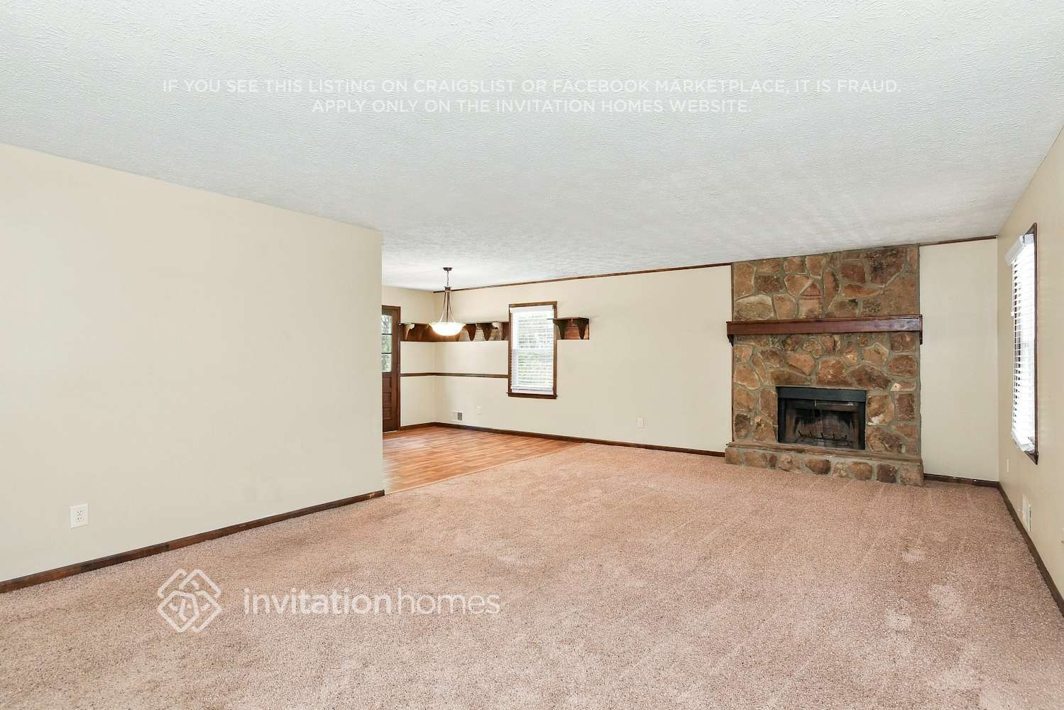 Building Photo - 266 Farm Ridge Dr NE