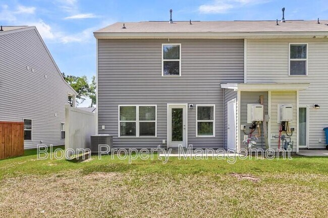 Building Photo - 159 Spencer Cir