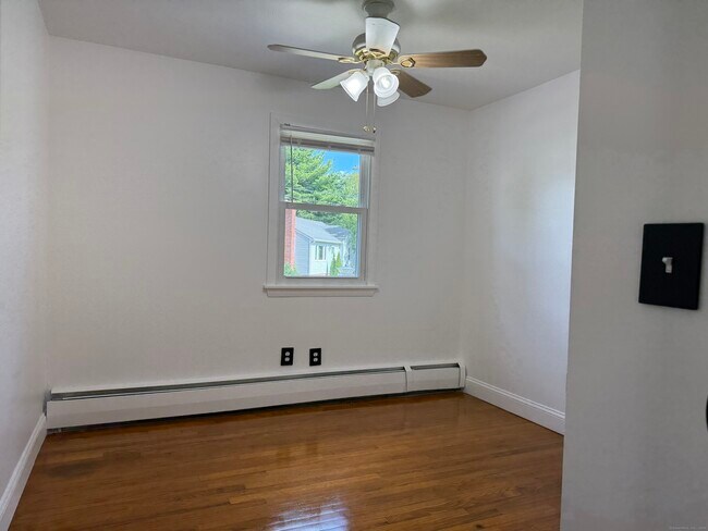 Building Photo - 29 Blueberry Hill Rd