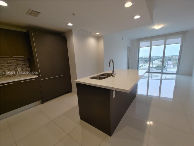 Building Photo - 7661 NW 107th Ave