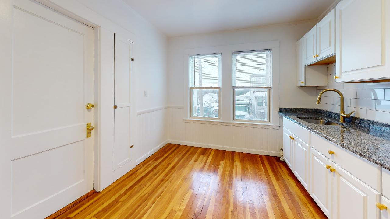 Building Photo - 58 Wilbur St