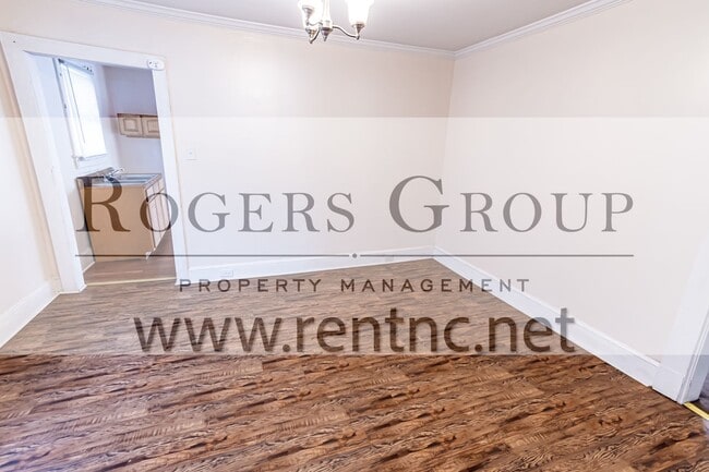 Building Photo - 428 N Chestnut St