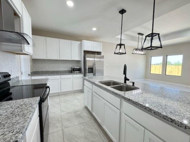 Building Photo - 6702 El Freno Ln