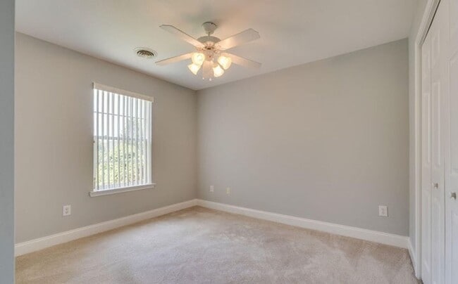 Building Photo - 205 Rockingham Meadows Dr