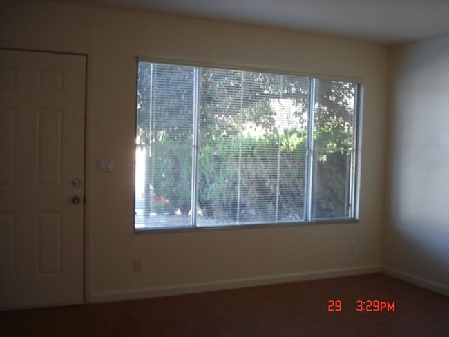 Building Photo - 249 De Soto Dr